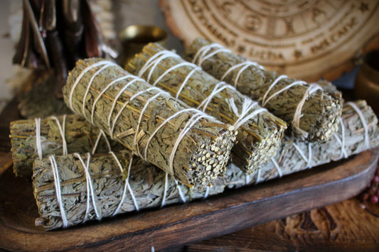 Mugwort Smudge Stick - Herbal Cleansing Bundle for Energy Cleansing, Protection, Witchcraft & Moon Rituals
