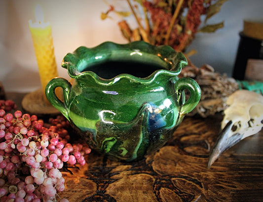 Three Handled Lauder Barum Pot
