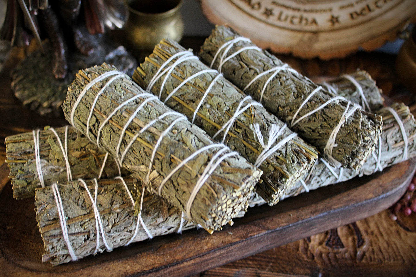 Mugwort Smudge Stick - Herbal Cleansing Bundle for Energy Cleansing, Protection, Witchcraft & Moon Rituals
